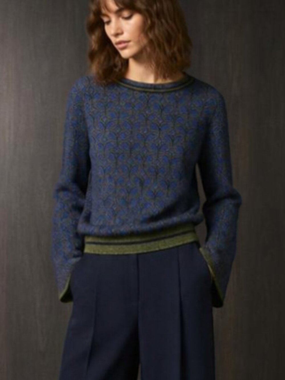 NEW Blue Green Flare Sleeve gold speckles Sweater Medium